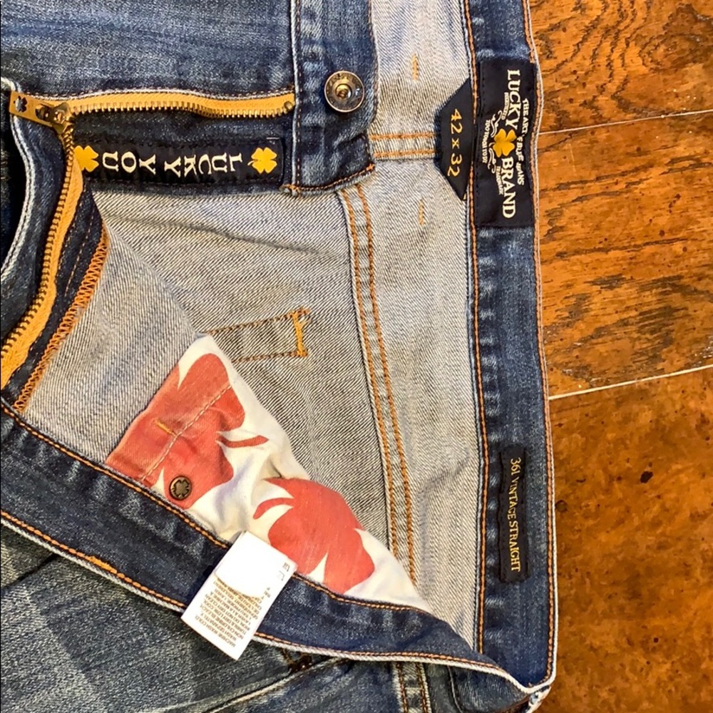 Lucky Jeans